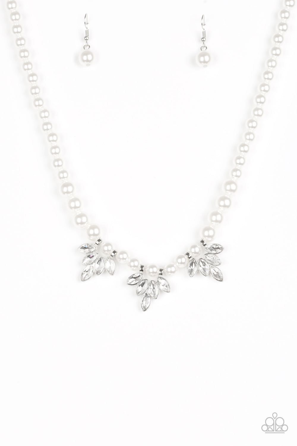 Paparazz Society Socialite - White Pearn Short Necklace