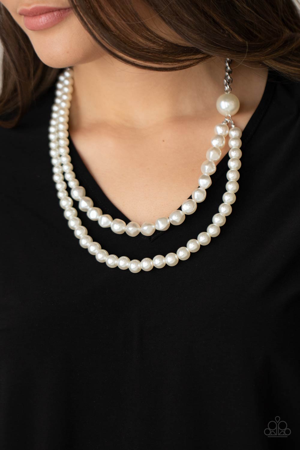 Papareazzi Remarkable Radiance - White Pearl Necklace