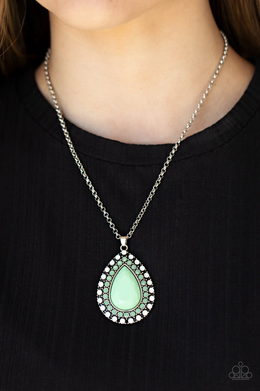 Paparazzi Accessories DROPLET Like Its Hot - Green Necklace